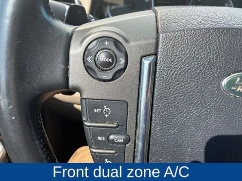 Used 2016 Land Rover LR4 HSE LUX AWD/4WD image 16