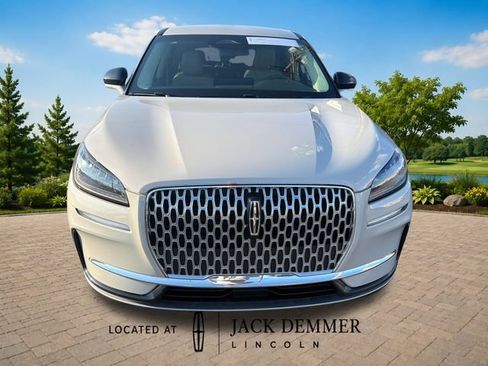 Certified 2023 Lincoln Corsair FWD image 11