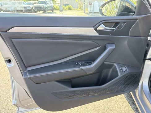 Used 2023 Volkswagen Jetta Sport FWD image 7