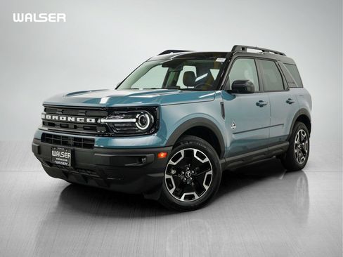 Used 2023 Ford Bronco Sport Outer Banks w/ Tech Package AWD/4WD image 1