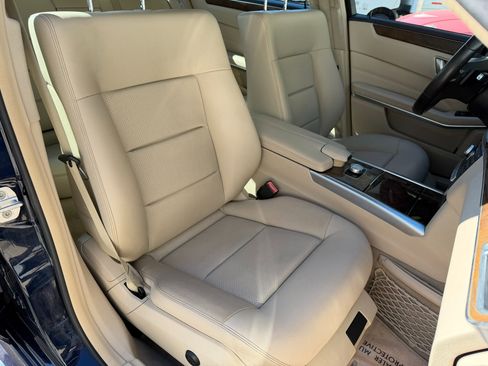 Used 2014 Mercedes-Benz E 350 4MATIC Sedan image 47