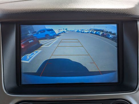 Certified 2020 Chevrolet Suburban LT AWD/4WD image 23
