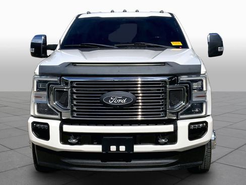 Used 2022 Ford F350 Platinum w/ FX4 Off-Road Package AWD/4WD image 4