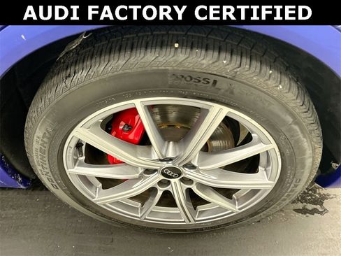 Certified 2024 Audi SQ5 Premium Plus image 8