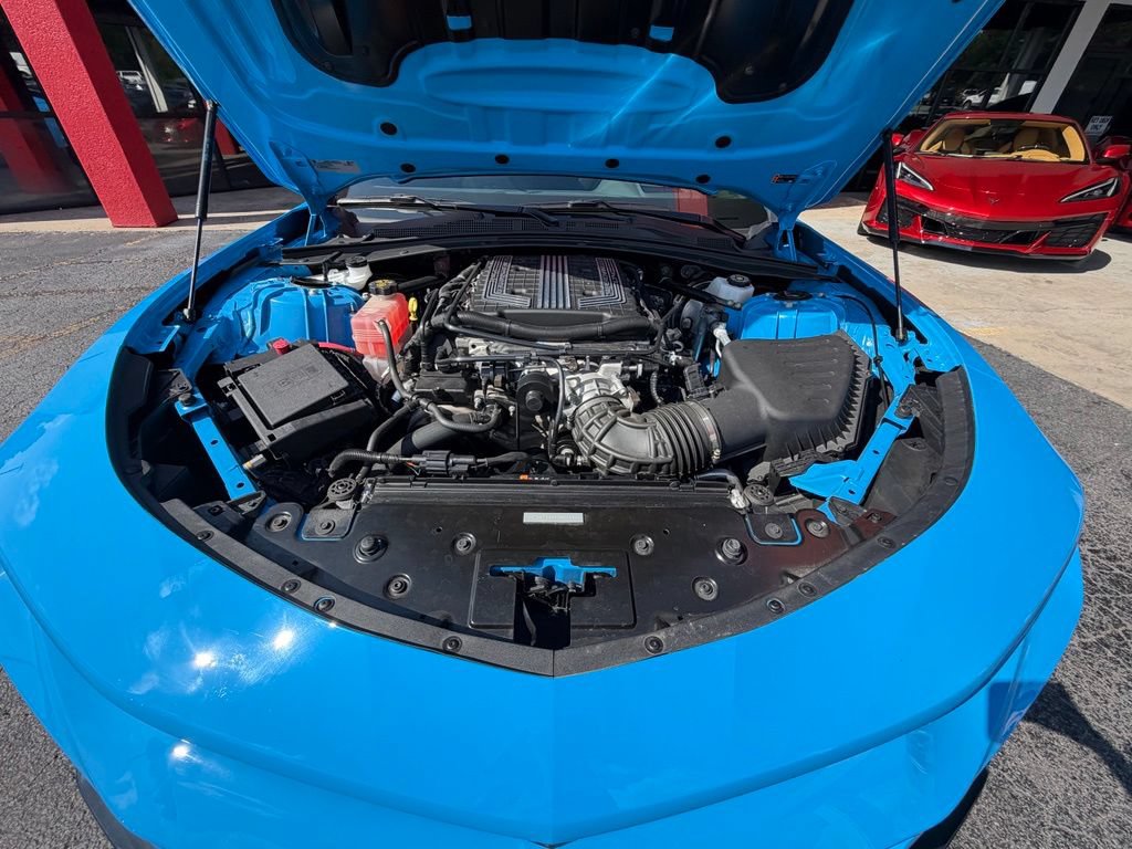 Used 2023 Chevrolet Camaro ZL1 RWD image 7