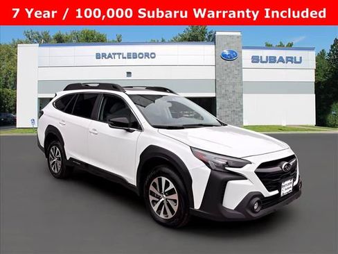 Certified 2025 Subaru Outback Premium image 1