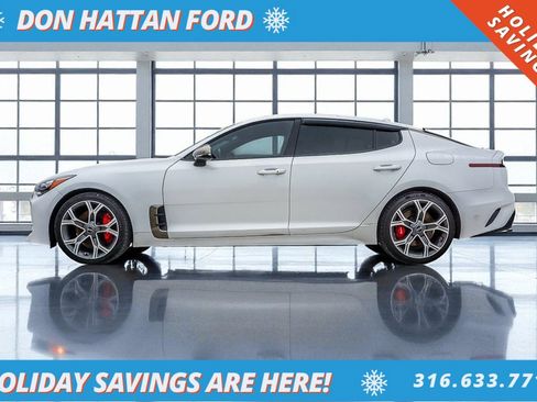 Used 2020 Kia Stinger GT2 image 2