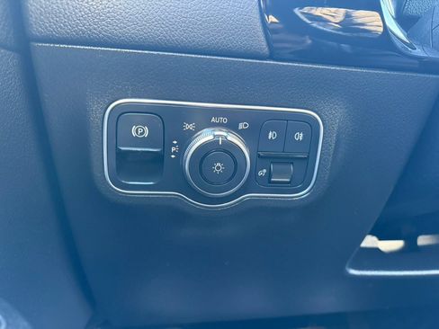 Used 2021 Mercedes-Benz GLA 250 4MATIC image 23