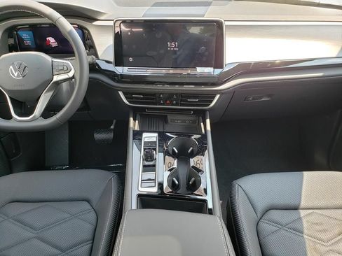 New 2026 Volkswagen Atlas Cross Sport SE AWD/4WD image 9