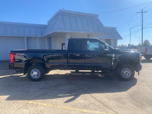 New 2025 Ford F350 XL w/ XL Driver Assist Package image 7