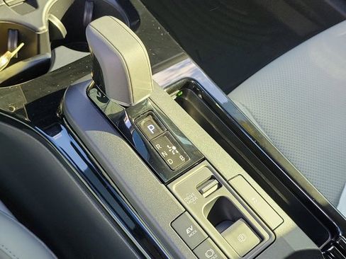 Used 2023 Toyota Prius XLE image 25