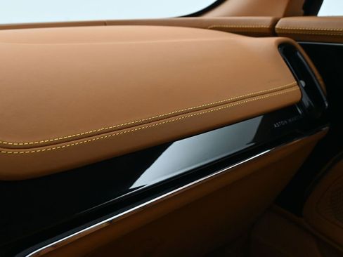 Used 2025 Aston Martin DBX 707 AWD/4WD image 22