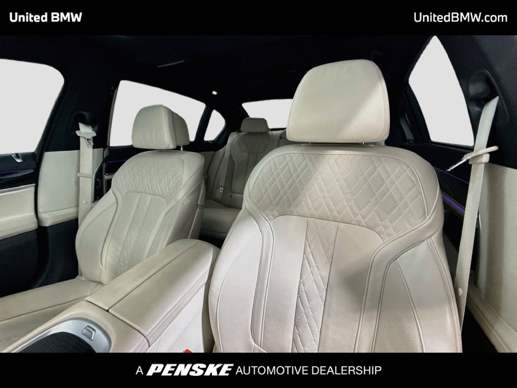 Used 2022 BMW 750i xDrive w/ Executive Package AWD/4WD image 12