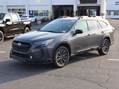 Used 2024 Subaru Outback Onyx Edition XT w/ Tech Package 2 AWD/4WD image 5
