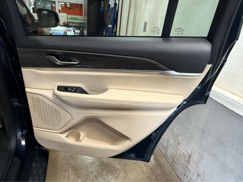 Used 2024 Jeep Grand Cherokee L Limited w/ Trailer Tow Package image 14