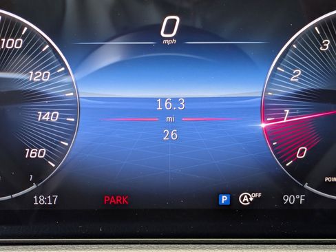 New 2025 Mercedes-Benz GLB 250 image 23