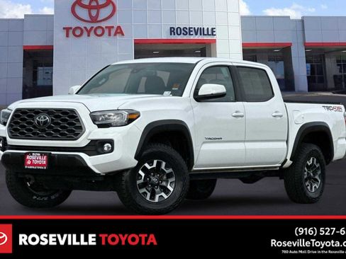 Certified 2023 Toyota Tacoma TRD Off-Road image 1