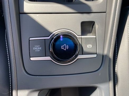 New 2025 Volkswagen Tiguan SE R-Line image 35