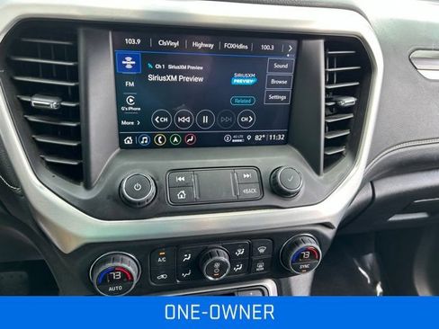 Certified 2023 GMC Acadia SLT AWD/4WD image 3