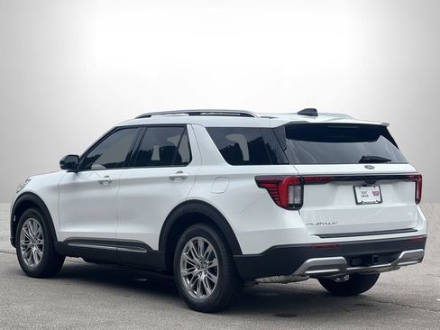 New 2026 Ford Explorer Platinum RWD image 25