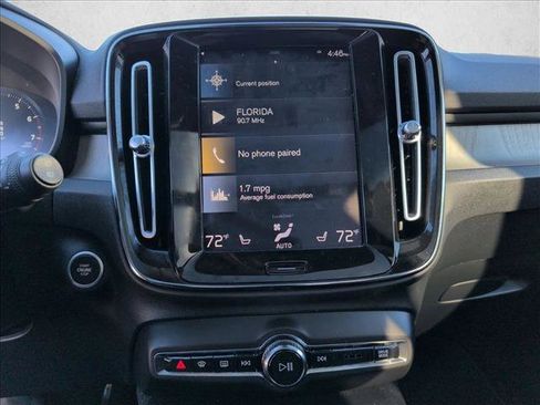 Used 2021 Volvo XC40 T5 Inscription image 10