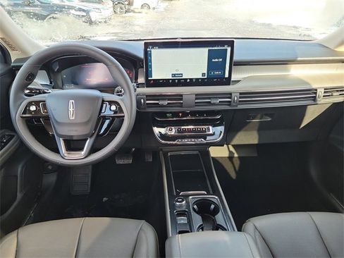 Certified 2023 Lincoln Corsair AWD w/ Equipment Group 101A image 25