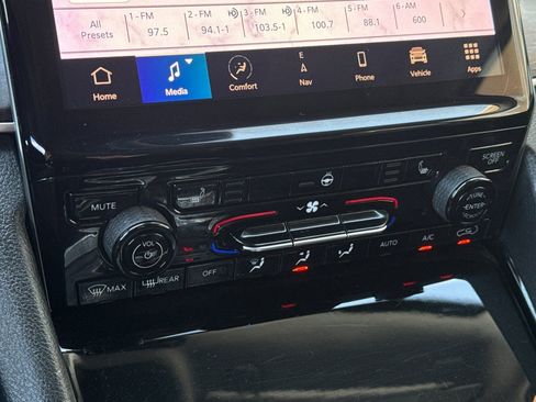 Used 2023 Jeep Grand Cherokee 4xe image 21