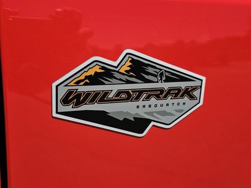 Used 2023 Ford Bronco Wildtrak AWD/4WD image 19