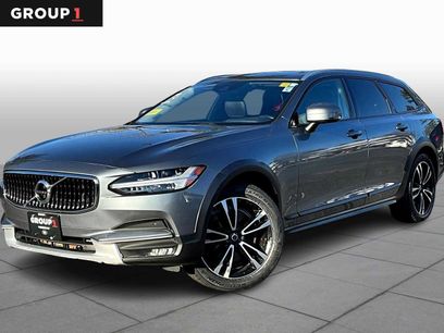 Used 2019 Volvo V90 T5 Cross Country w/ Protection Package Premier