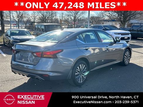 Certified 2023 Nissan Altima 2.5 SV w/ SV Premium Package image 2
