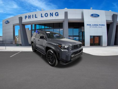 Used 2025 Toyota 4Runner TRD Off-Road Premium w/ Tow Technology Package AWD/4WD image 7