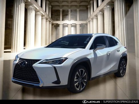 Used 2020 Lexus UX 200 w/ Accessory Package FWD image 9