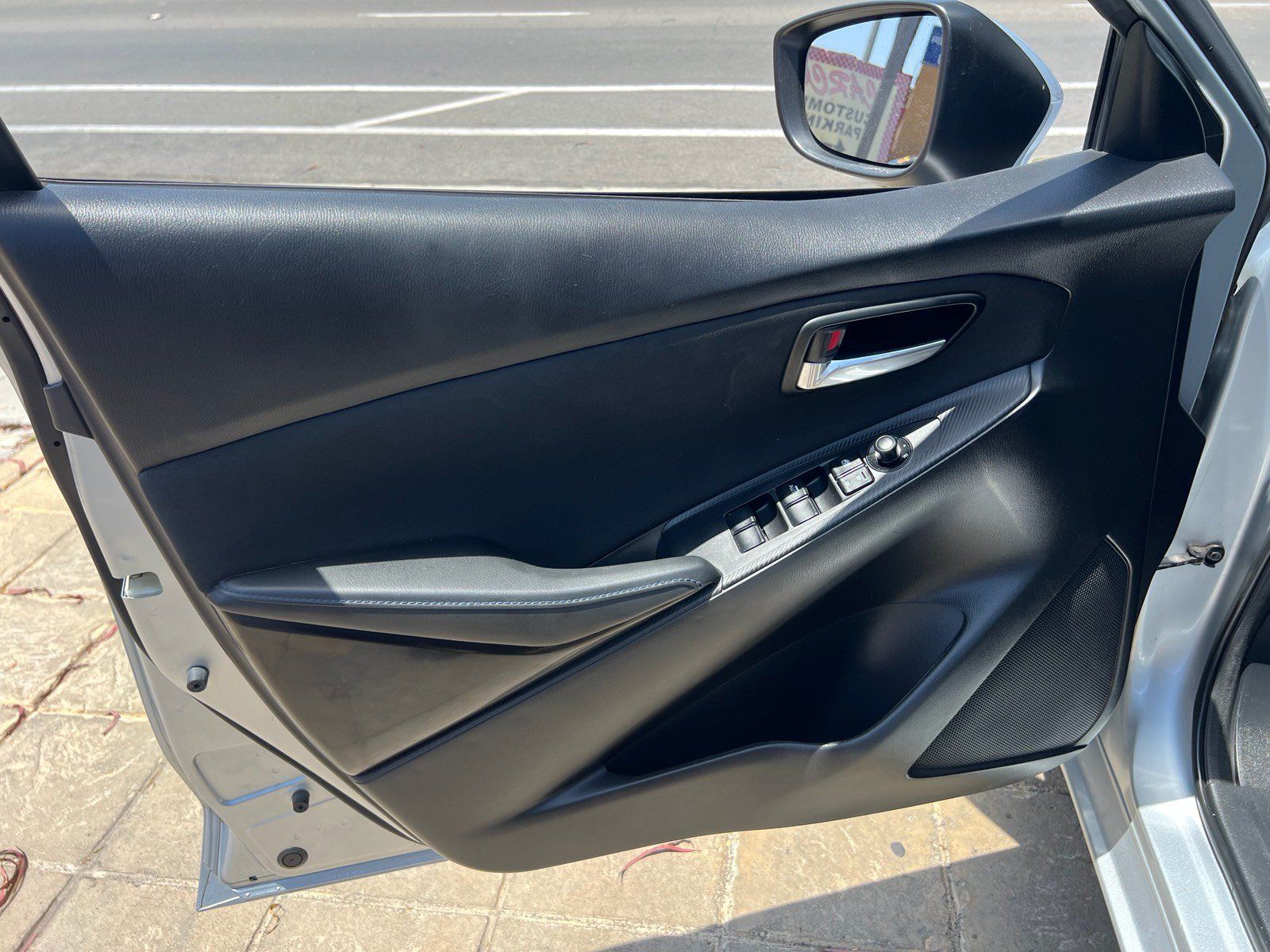 Used 2018 Toyota Yaris iA FWD image 10