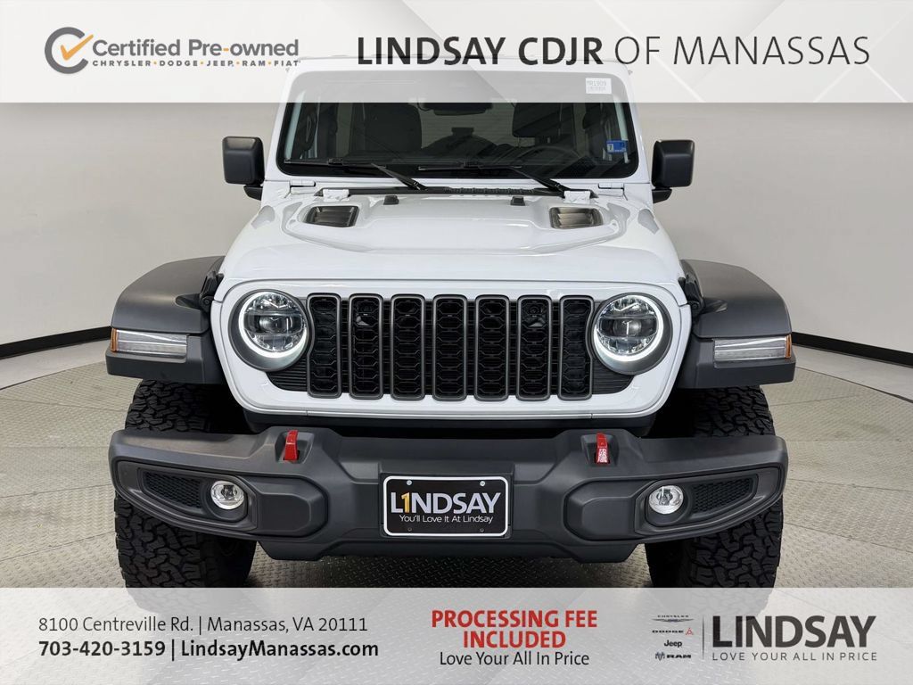Used 2026 Jeep Wrangler Unlimited Rubicon AWD/4WD image 3