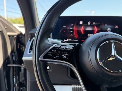 Used 2022 Mercedes-Benz S 500 4MATIC image 42