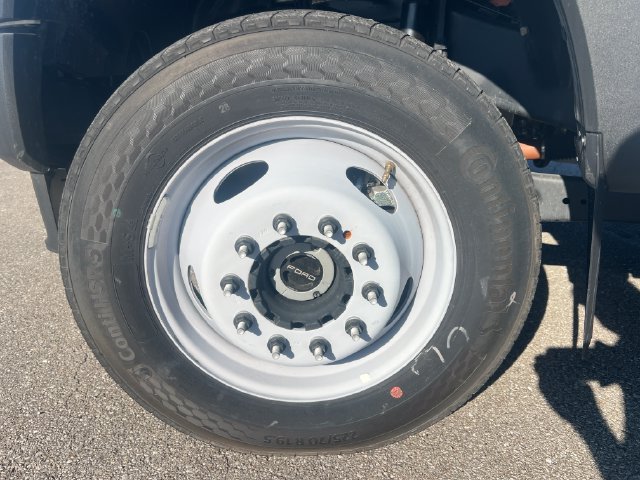 New 2026 Ford F550 4x4 Regular Cab Super Duty image 10