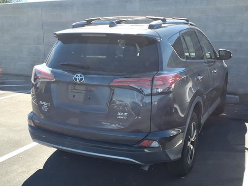 Certified 2018 Toyota RAV4 XLE image 3