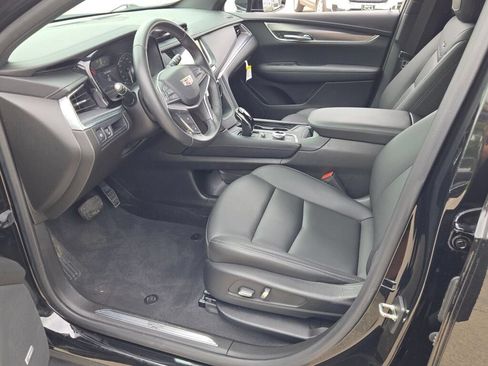 Used 2023 Cadillac XT5 Luxury w/ LPO, Floor Liner Package AWD/4WD image 21