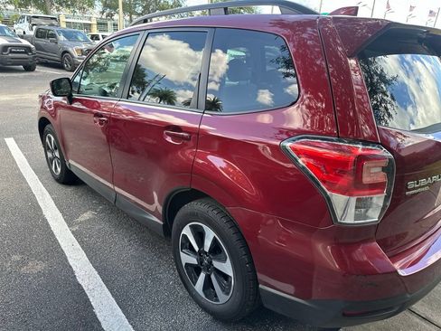 Used 2018 Subaru Forester 2.5i Premium AWD/4WD image 19