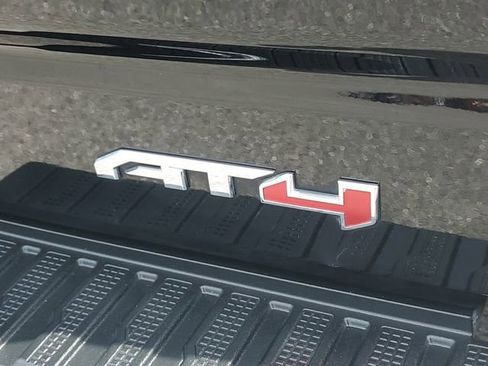 Certified 2021 GMC Sierra 1500 AT4 w/ AT4 Premium Package image 7