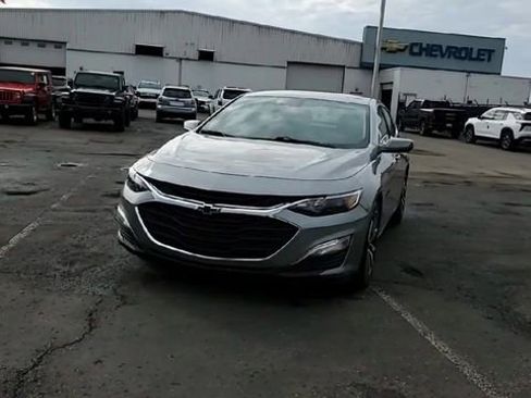 Certified 2024 Chevrolet Malibu RS image 3