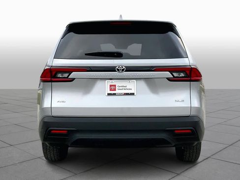 Certified 2025 Toyota Grand Highlander AWD image 5