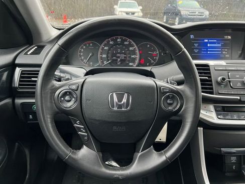 Used 2014 Honda Accord Sport image 18