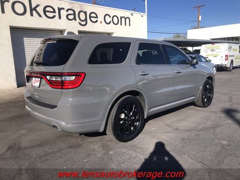 Used 2019 Dodge Durango SXT image 8