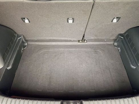 Used 2024 Kia Soul LX w/ Option Group 015 FWD image 17