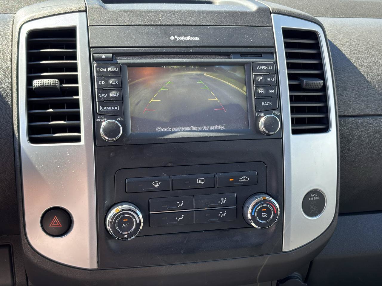 Used 2014 Nissan Xterra PRO-4X w/ Pro-4x Leather Package AWD/4WD image 25