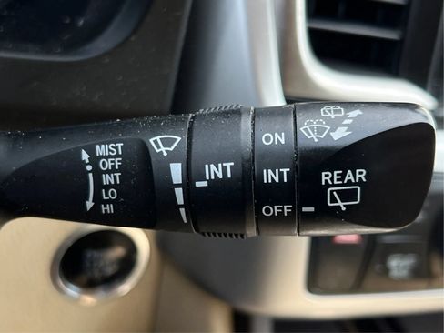 Used 2016 Toyota Highlander XLE AWD/4WD image 45