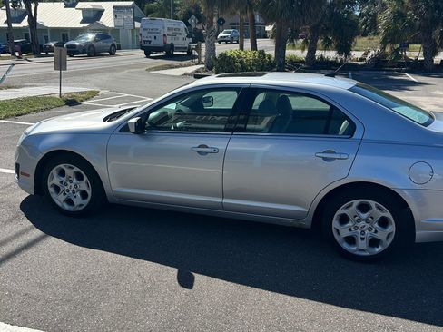 Used 2011 Ford Fusion SE w/ 202A Rapid Spec Order Code image 8