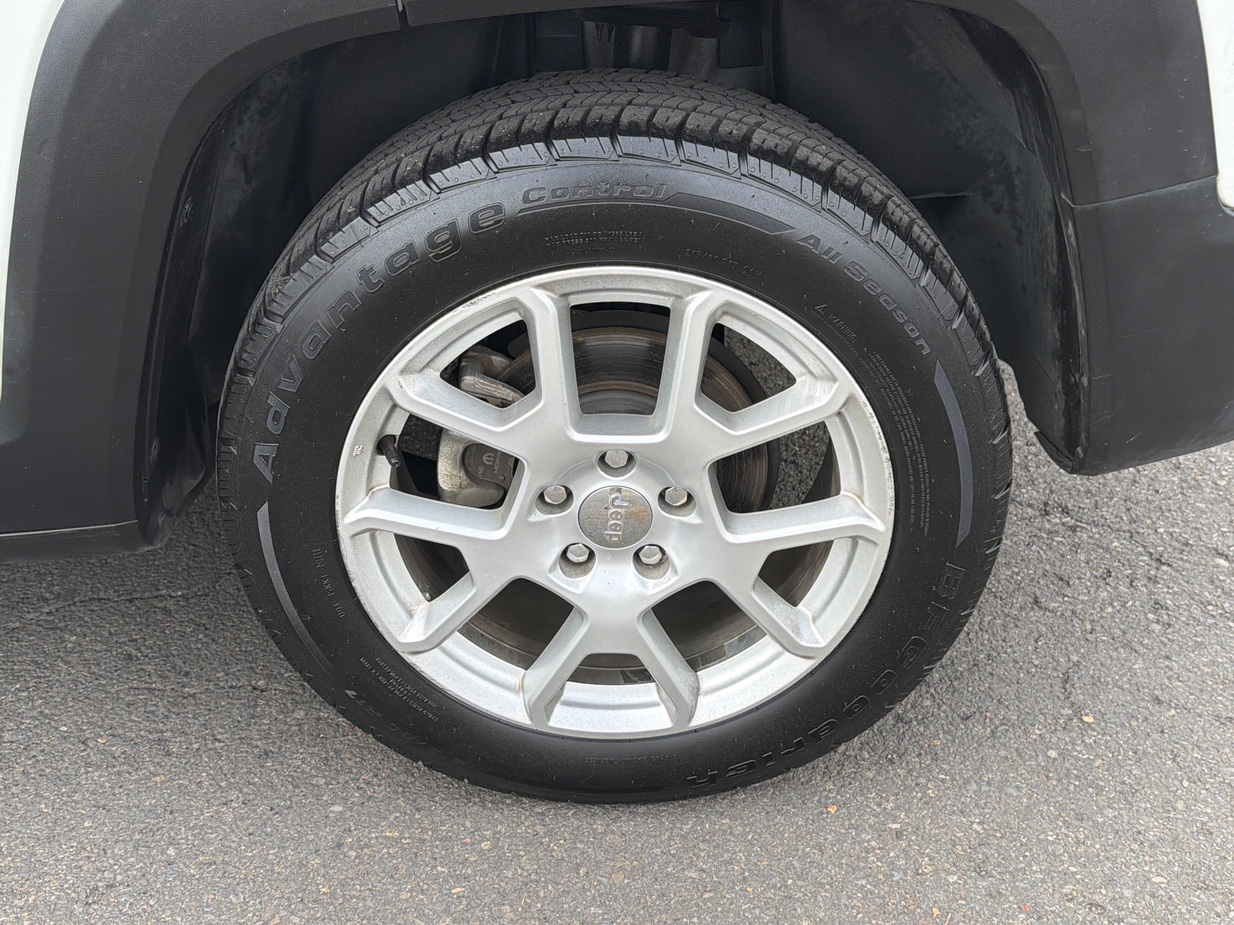 Used 2020 Jeep Renegade Sport w/ Sport Appearance Group FWD image 28