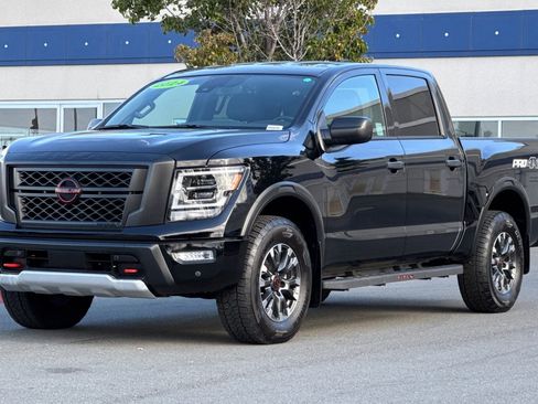 Used 2024 Nissan Titan PRO-4X w/ Pro-4x Utility Package image 8